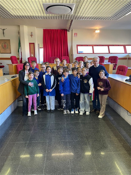 Riuniti i Consigli Comunali dei Ragazzi: eletti i sindaci e vicesindaci delle scuole primarie e secondarie di primo grado